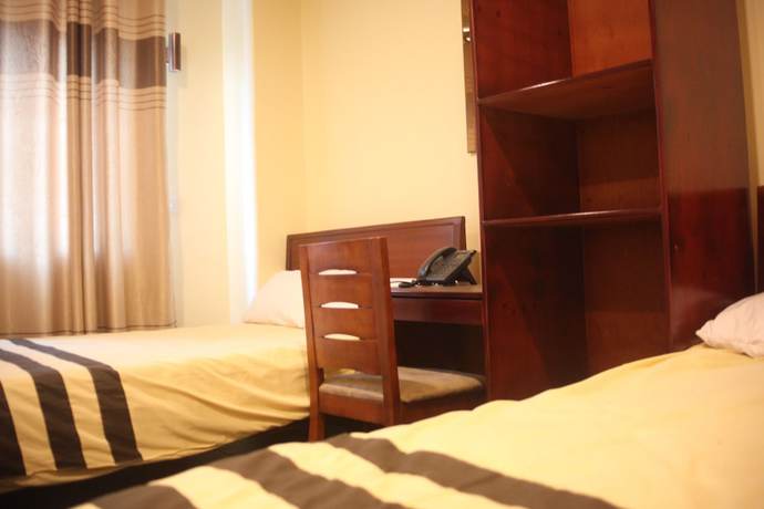 Imagen de la habitación del Hotel Fortune, Bwaise. Foto 3