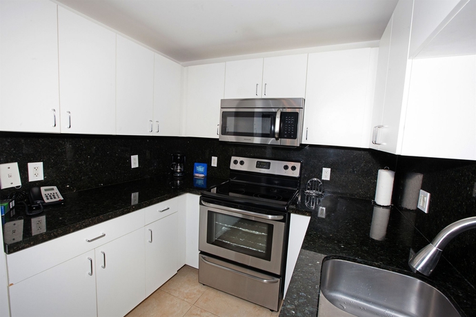 Imagen de la habitación del Hotel Fortune House Suites. Foto 13