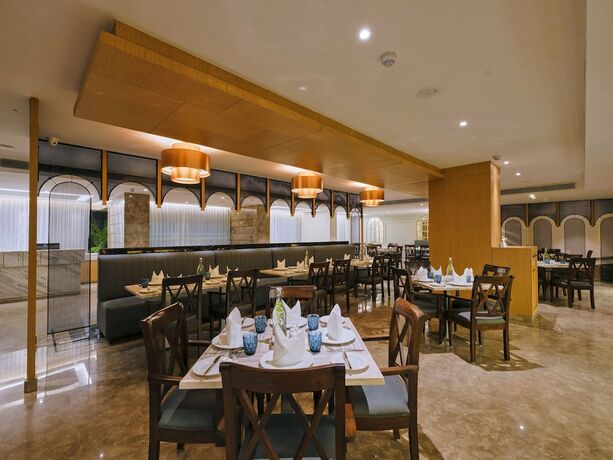 Imagen del bar/restaurante del Hotel Fortune Inn Heritage Walk, Amritsar-member Itc's Group. Foto 8