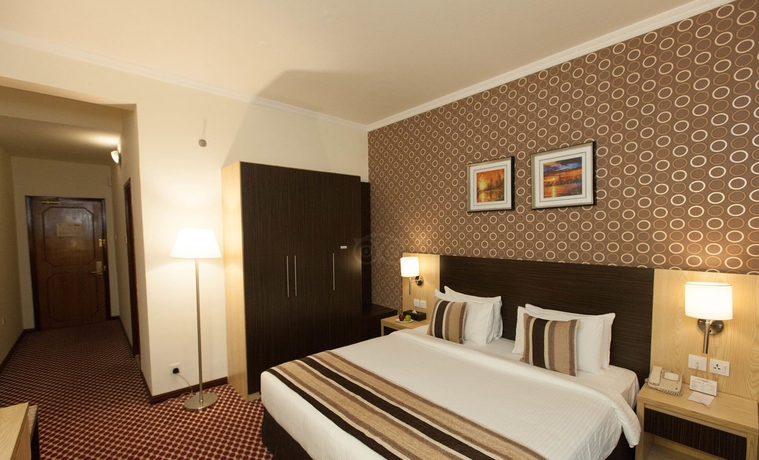 Imagen de la habitación del Hotel Fortune Karama. Foto 2