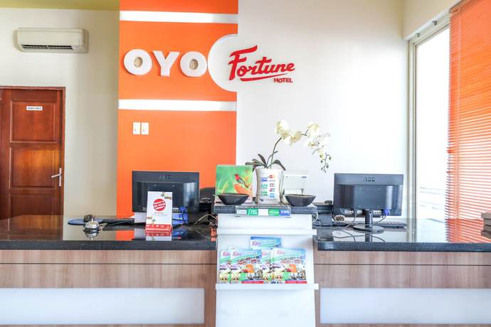 Imagen de los interiores del Hotel Fortune, Mataram. Foto 18