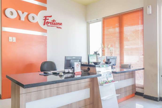 Imagen de los interiores del Hotel Fortune, Mataram. Foto 19