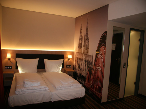 Imagen de la habitación del Hotel Fortune, Niehl. Foto 4