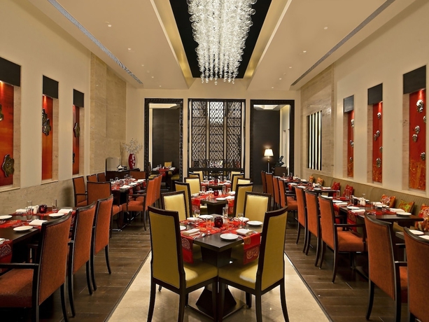 Imagen del bar/restaurante del Hotel Fortune Park Jps Grand Member Itc's Group. Foto 4
