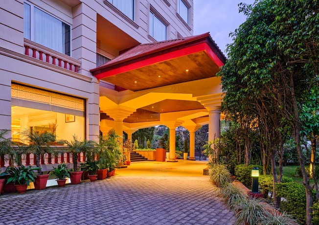 Imagen de los interiores del Hotel Fortune Park Katra- Member ITC Group. Foto 14