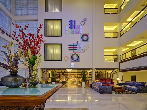 Imagen de los interiores del Hotel Fortune Park Katra- Member ITC Group. Foto 17