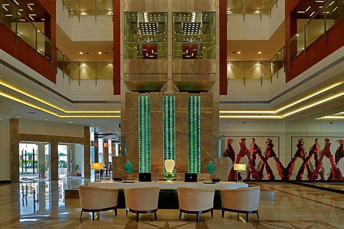 Imagen de los interiores del Hotel Fortune Park Orange- Member Itc Group. Foto 15