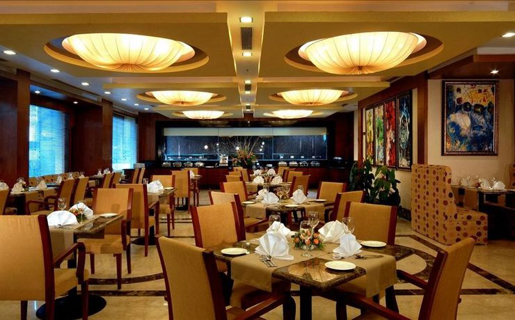 Imagen del bar/restaurante del Hotel Fortune Select Jp Cosmos - Member Itc Group. Foto 2