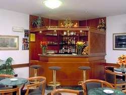 Imagen del bar/restaurante del Hotel Fortunella. Foto 2