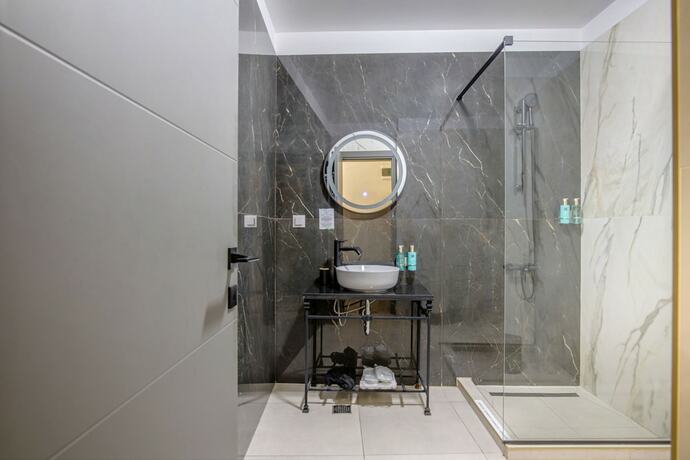 Imagen general del Hotel Forty One Bucharest. Foto 5