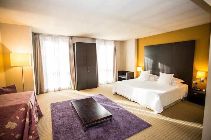 Imagen de la habitación del Hotel FortyFive. Foto 4