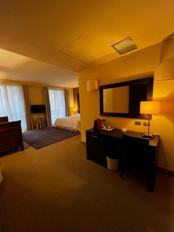 Imagen de la habitación del Hotel FortyFive. Foto 5