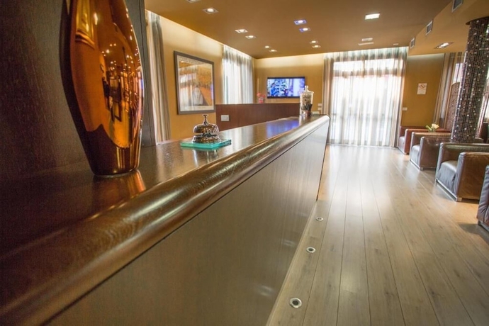 Imagen de los interiores del Hotel FortyFive. Foto 11