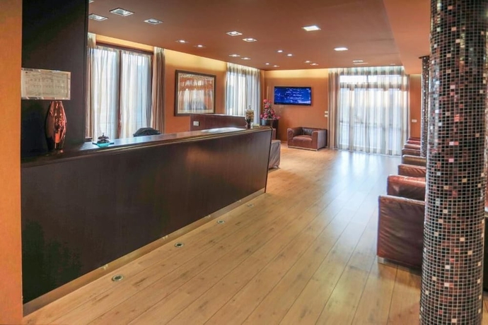 Imagen de los interiores del Hotel FortyFive. Foto 12