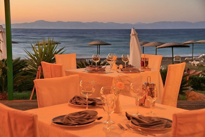 Imagen general del Hotel Forum Beach All Inclusive Aparthotel. Foto 10