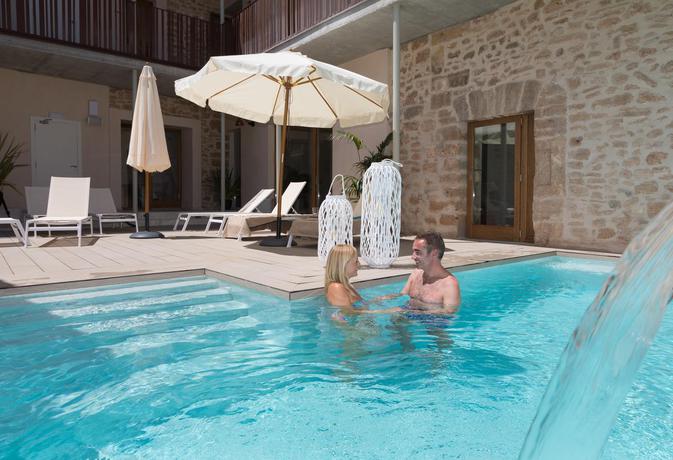 Imagen de la piscina del Hotel Forum Boutique and Spa. Foto 14