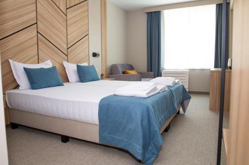 Imagen de la habitación del Hotel Forum City. Foto 18