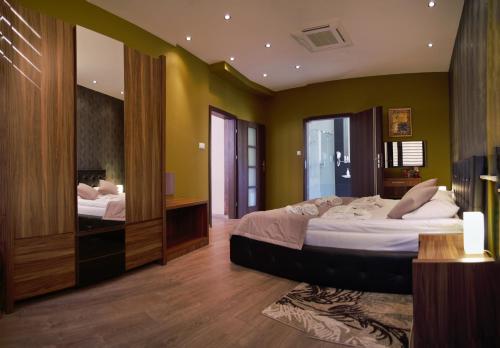 Imagen de la habitación del Hotel Forum Fitness Spa & Wellness. Foto 5