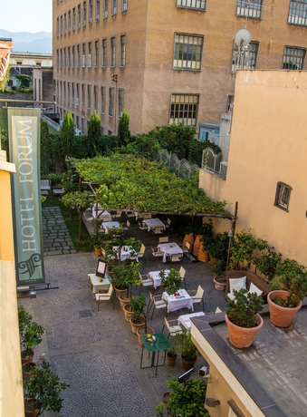 Imagen de los exteriores del Hotel Forum, Masseria Curato. Foto 13