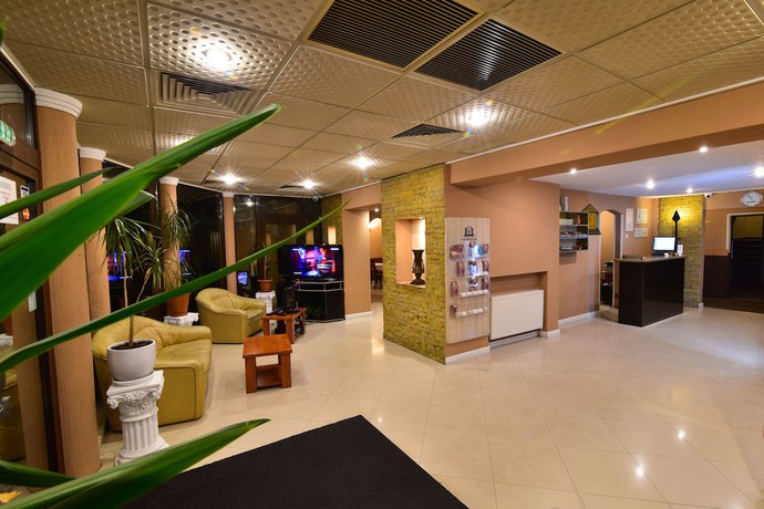 Imagen de los interiores del Hotel Forum, PLOIESTI. Foto 20