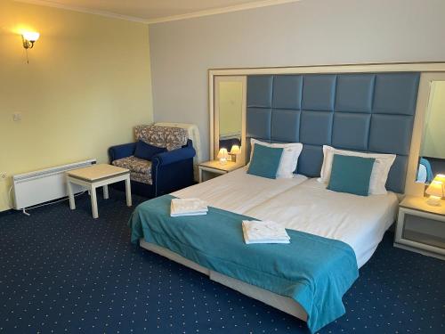 Imagen general del Hotel Forum, Pazardzhik. Foto 12