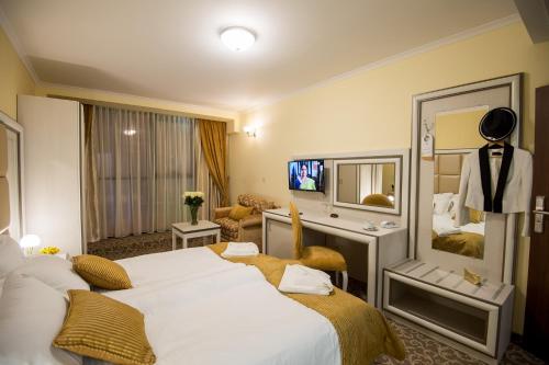 Imagen general del Hotel Forum, Pazardzhik. Foto 15