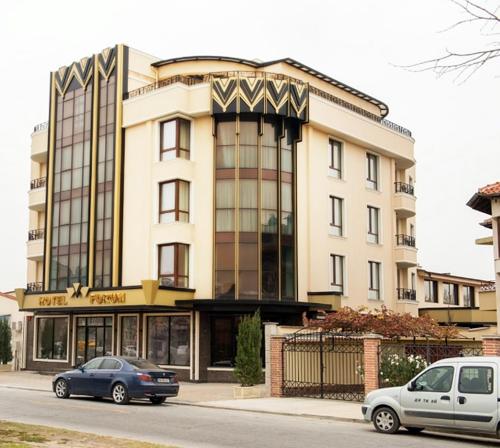 Imagen general del Hotel Forum, Pazardzhik. Foto 16