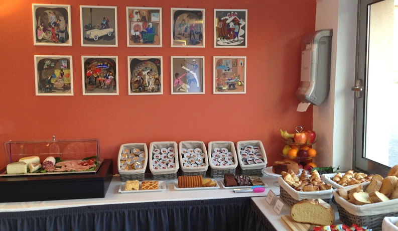 Imagen del bar/restaurante del Hotel Forum, Rozzano. Foto 2