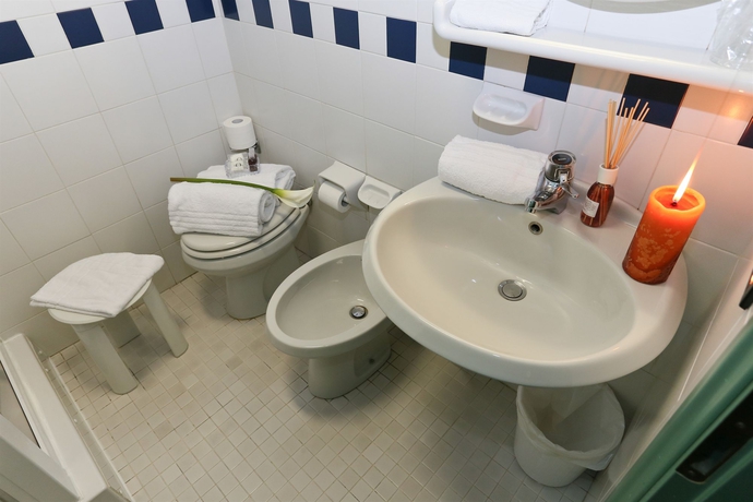 Imagen de la habitación del Hotel Forum, Sant'Ilario d'Enza. Foto 8