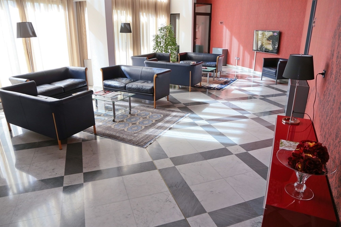 Imagen de los interiores del Hotel Forum, Sant'Ilario d'Enza. Foto 15