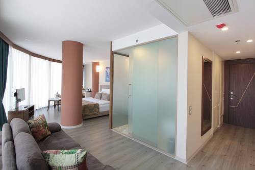 Imagen de la habitación del Hotel Forum Suite Otel. Foto 3