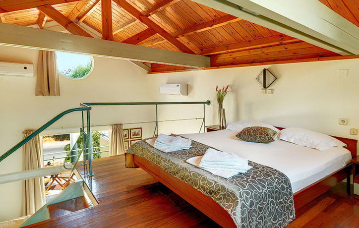 Imagen de los exteriores del Hotel Forum Suites. Foto 7