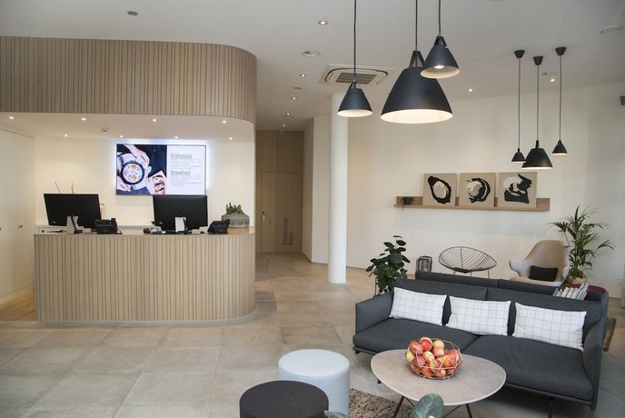 Imagen de los interiores del Hotel Forum Widnau. Foto 17