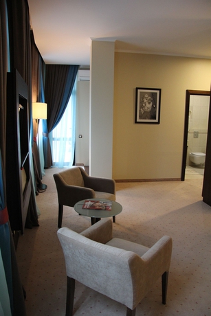 Imagen de la habitación del Hotel Forward. Foto 2