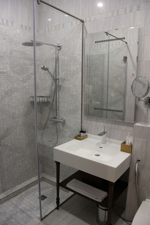 Imagen de la habitación del Hotel Forward. Foto 6
