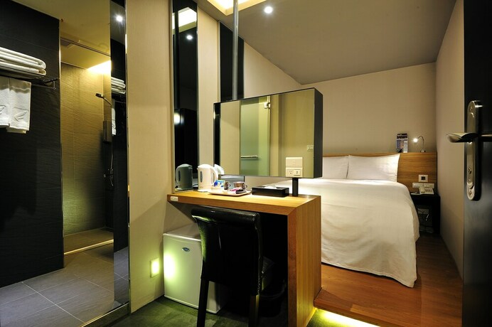 Imagen de la habitación del Hotel Forward Suites Ii. Foto 21