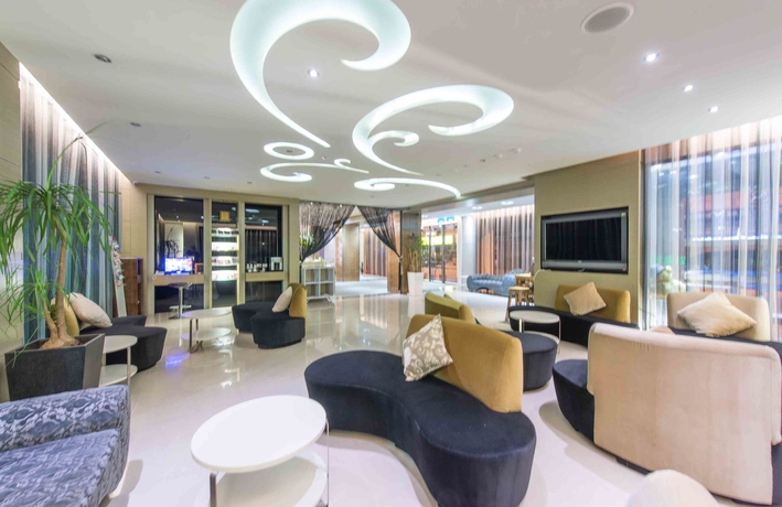 Imagen de los interiores del Hotel Forward Taipei. Foto 7