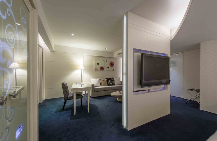 Imagen de los interiores del Hotel Forward Taipei. Foto 8