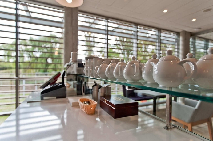 Imagen del bar/restaurante del Hotel Forza. Foto 7