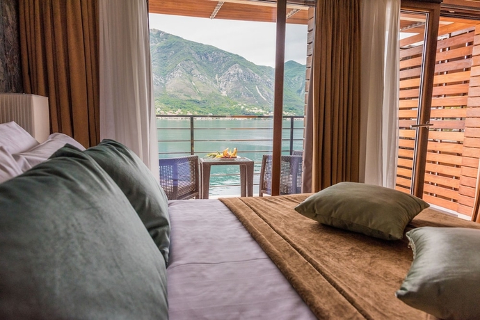 Imagen de la habitación del Hotel Forza Mare. Foto 8