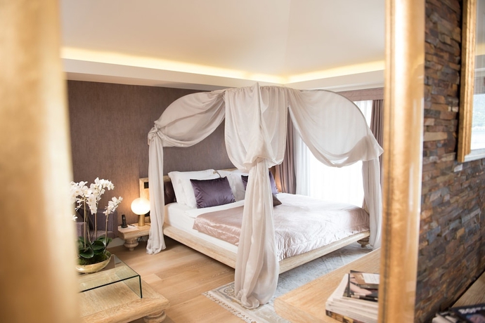 Imagen de la habitación del Hotel Forza Mare. Foto 10