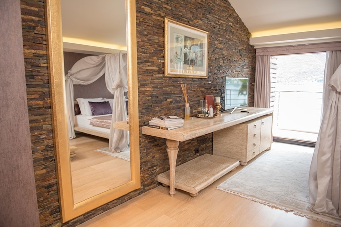 Imagen de la habitación del Hotel Forza Mare. Foto 13
