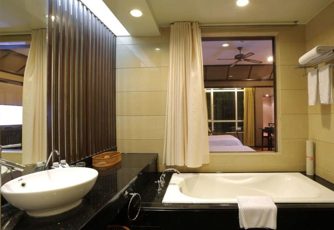 Imagen de la habitación del Hotel Foshan Huaxia Pearl. Foto 9