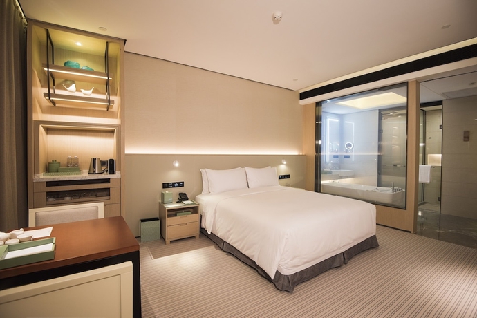 Imagen de la habitación del Hotel Foshan Virtuous World. Foto 6