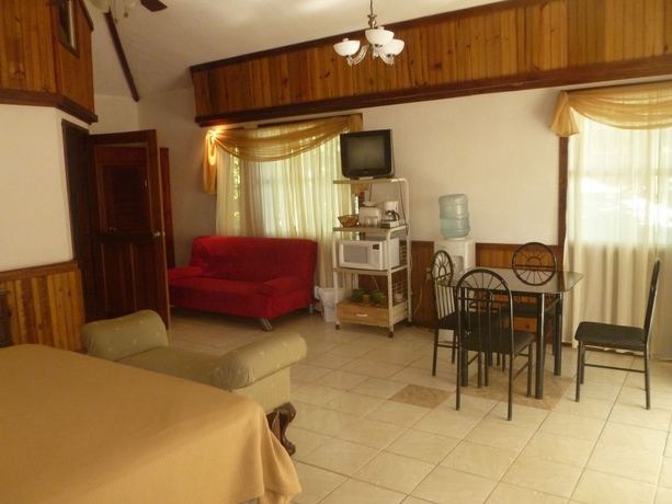 Imagen de la habitación del Hotel Foster's West Bay Resort. Foto 14