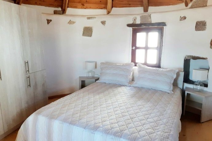 Imagen de la habitación del Hotel Fotilia. Foto 10