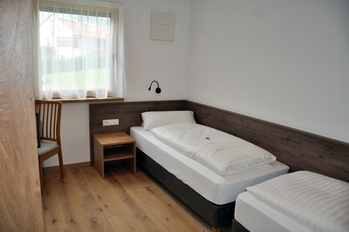 Imagen de la habitación del Hotel F&ouml;hrenhof. Foto 3