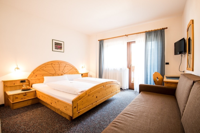 Imagen de la habitación del Hotel F&ouml;hrenhof. Foto 7