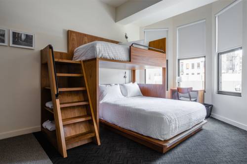 Imagen de la habitación del Hotel Found Chicago River North. Foto 3