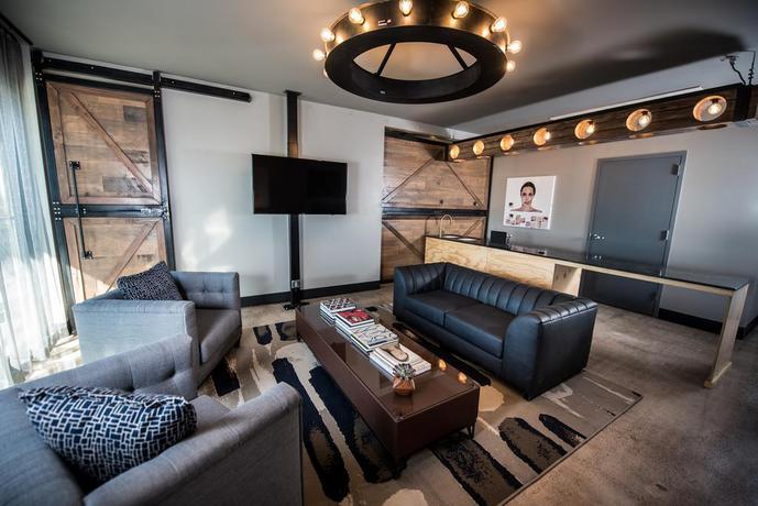 Imagen de la habitación del Hotel Found Re Phoenix. Foto 18